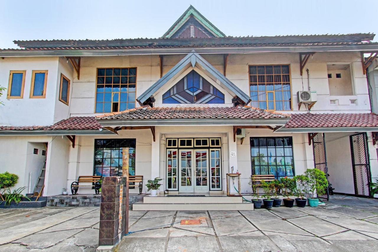 Oyo 91525 Hotel Bugisan Ngabean 外观 照片
